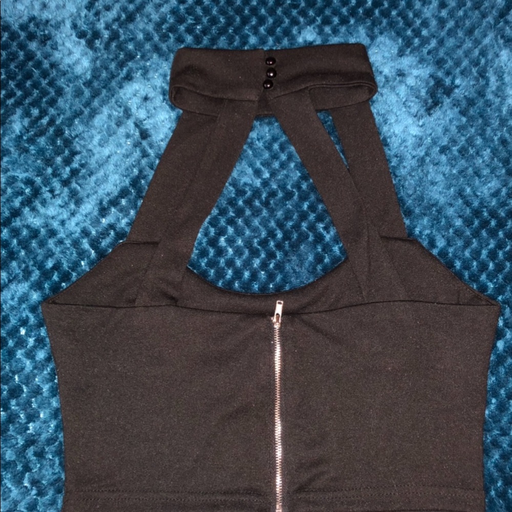 Tank tops - Picture 2 of 4